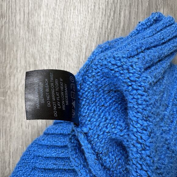 Sabie Turtleneck Womens Size Medium Long Sleeve Cropped Sweater Blue - Picture 8 of 9